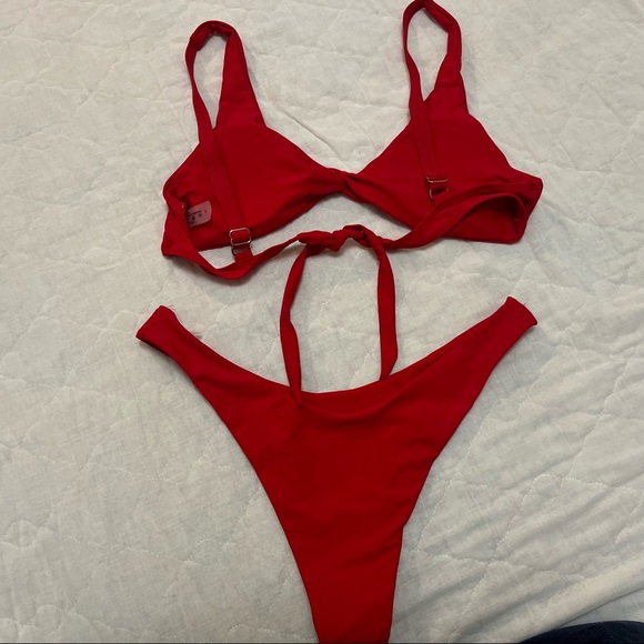 NWOT Red high waisted bikini size L - Picture 4 of 6